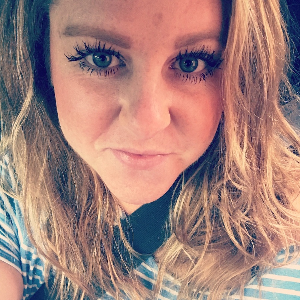 Meet your Posher, Whitney